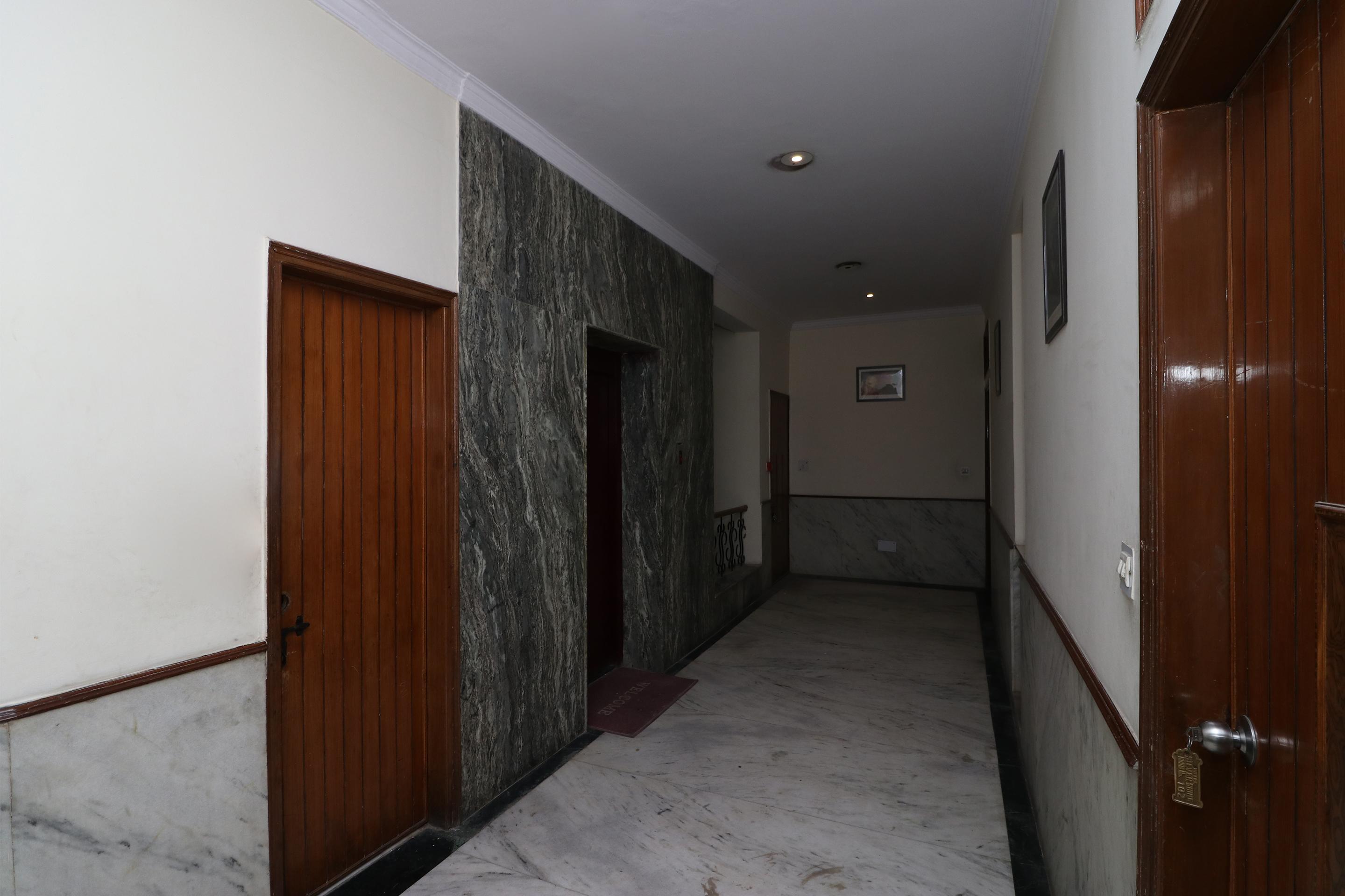 Adb Rooms Hotel Silver Shine New Delhi Buitenkant foto